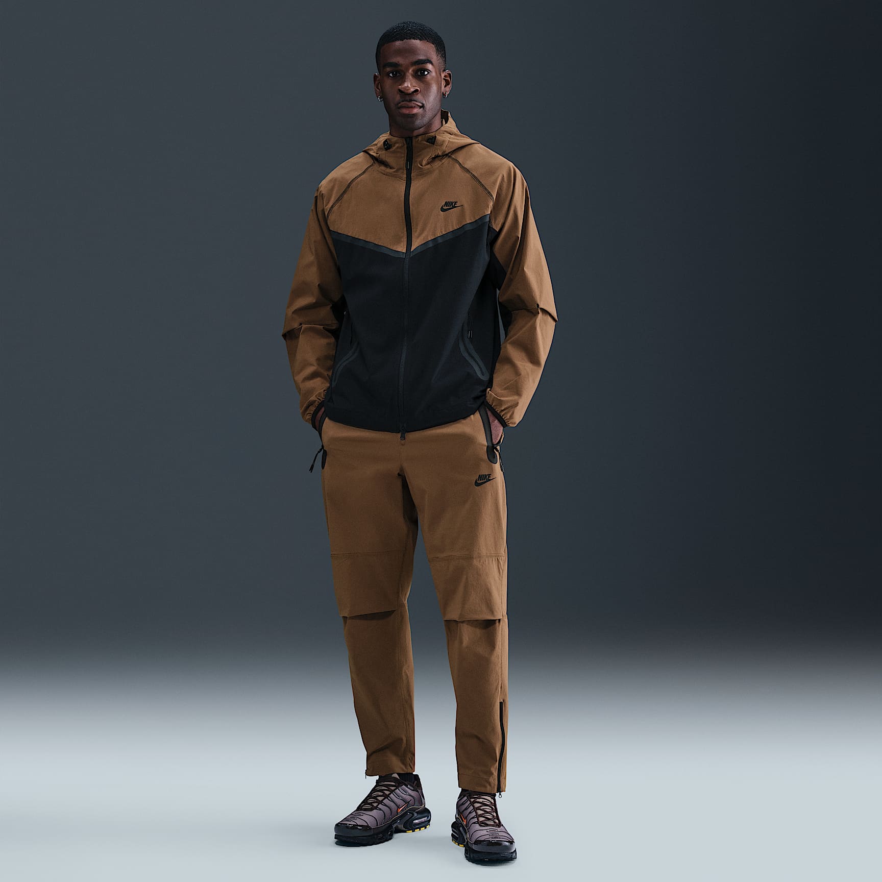 Nike Tech Men's Woven Pants. Nike.com